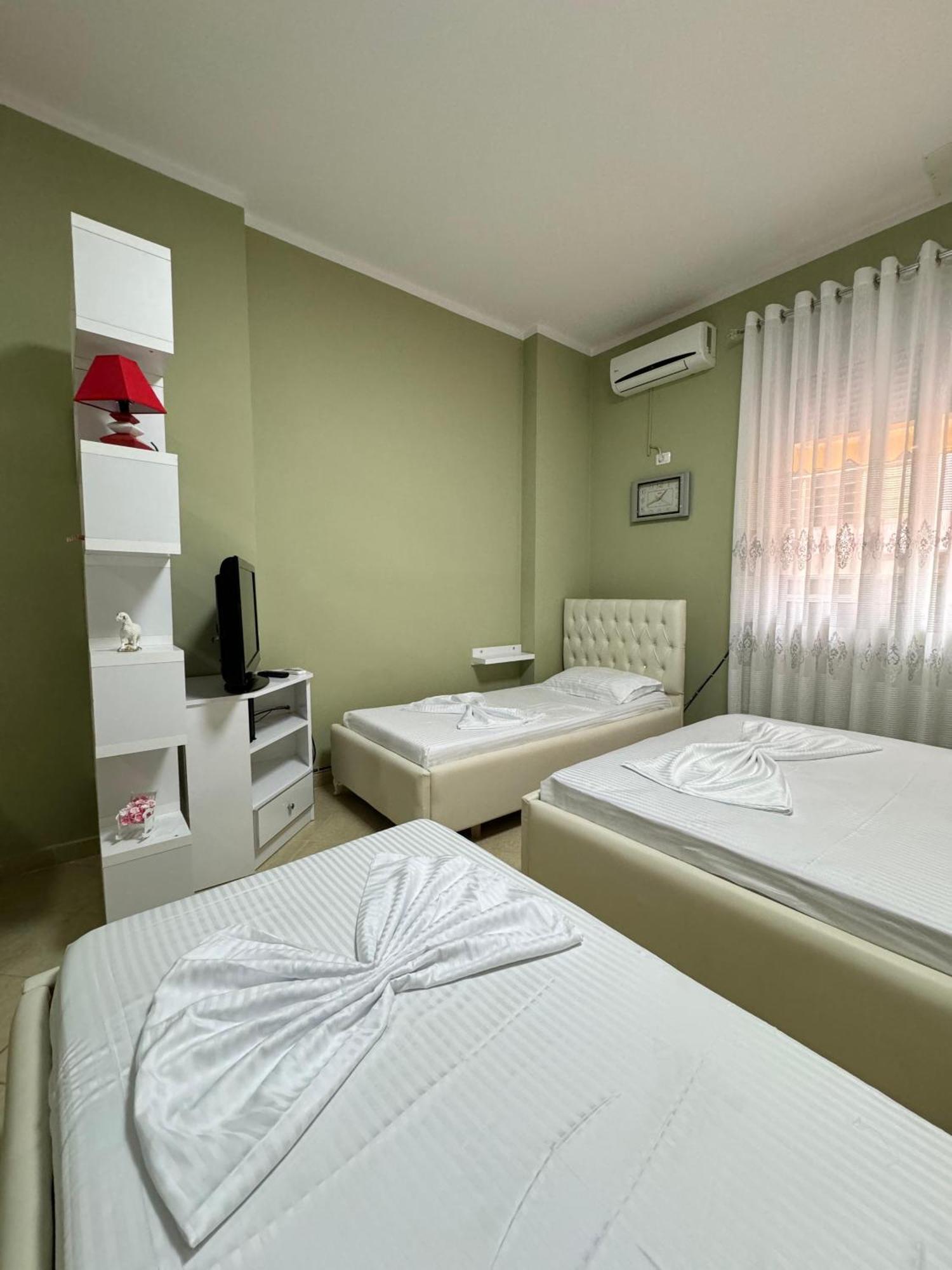 Solei Apartments Саранда Екстер'єр фото